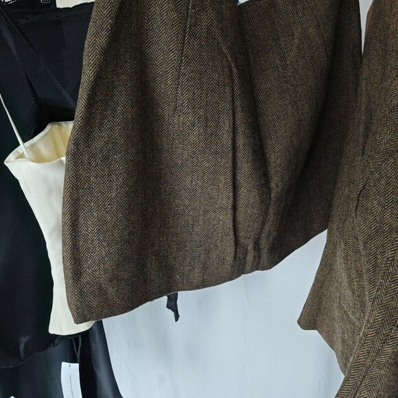 REFORMATION Buxton Skirt in Brown Herringbone, size 6 - Picture 6 of 8